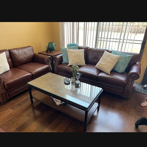 Meet your Posher, “ just J “ - Picture 7 of 9